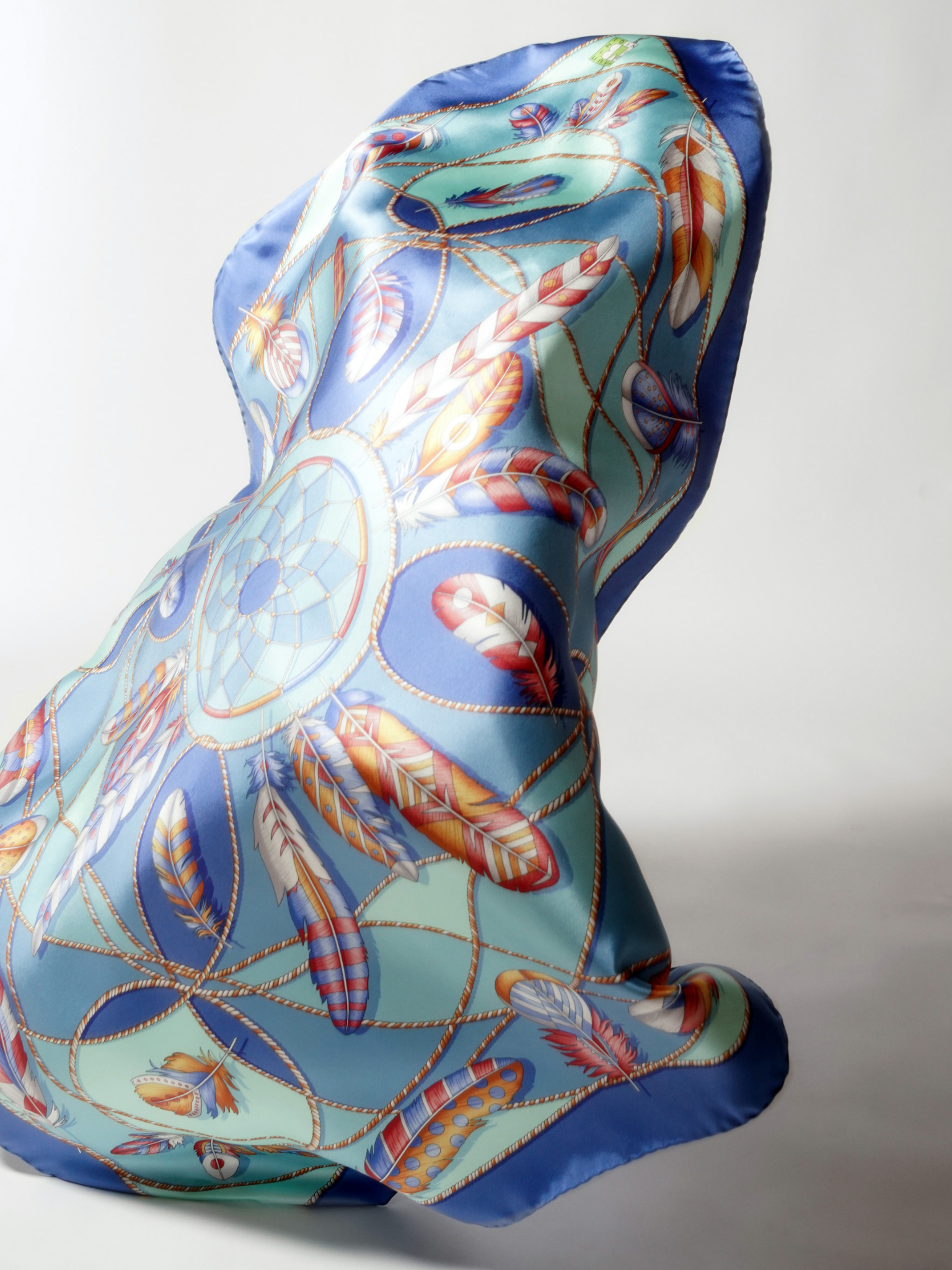 HerPorte-Oziosis Feather Silk Scarf 98x98cm