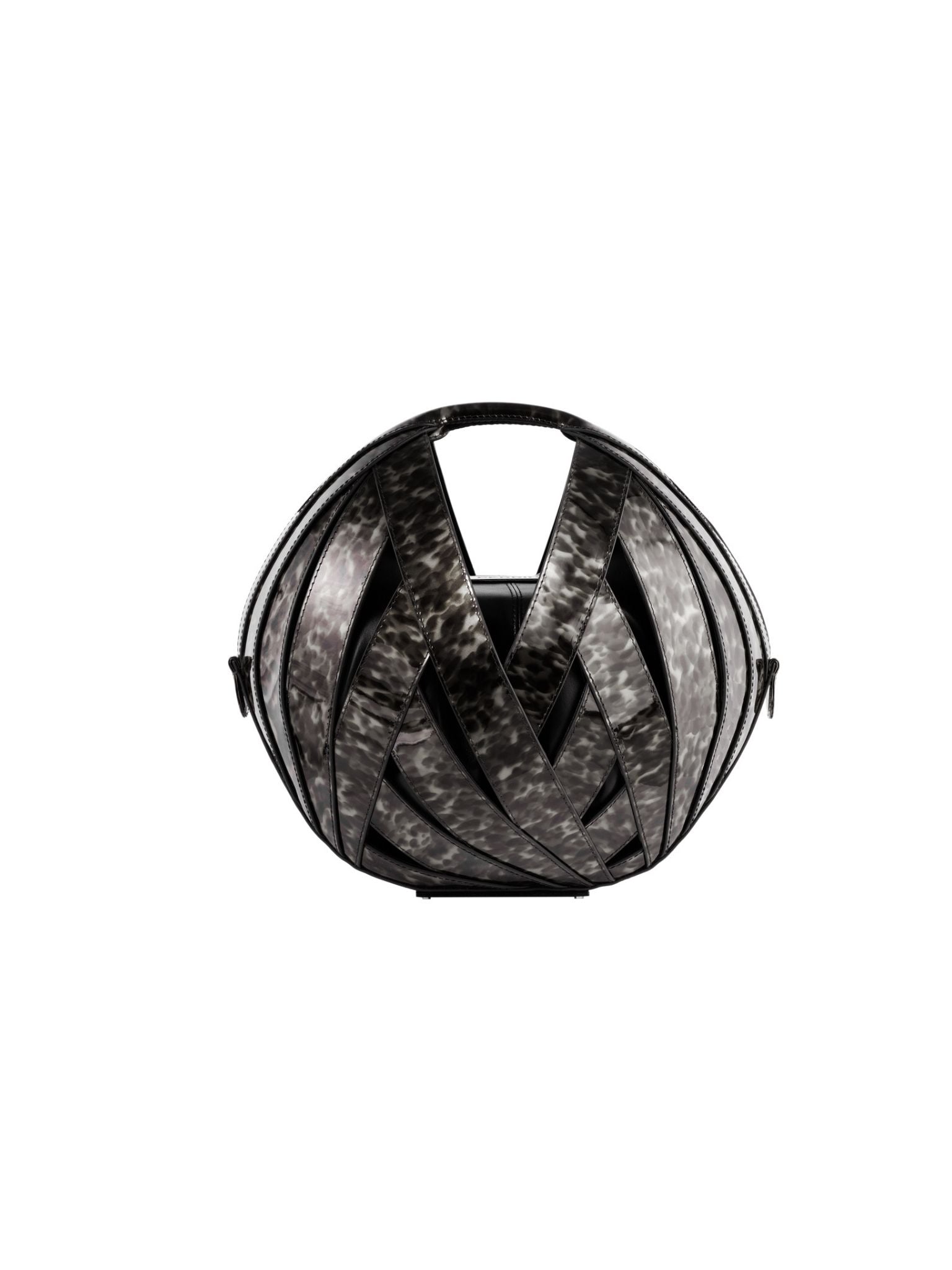 HerPorte-Écaille Black Patent Panier Medium Basket Weave Purse